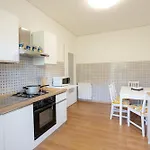 Apartment 3 Bedrooms Sunny With Terrace & View *