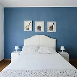 3 Bedrooms Sunny With Terrace & View Apartment *