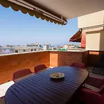3 Bedrooms Sunny With Terrace & View *