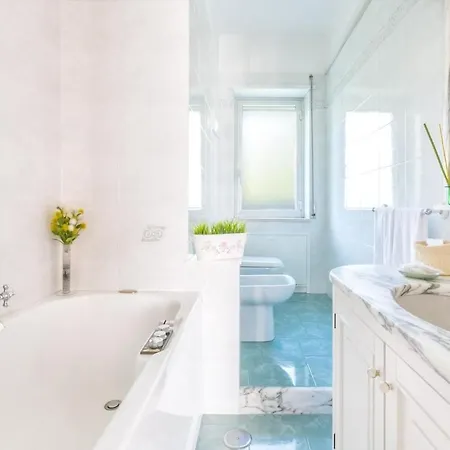 Appartement 3 Bedrooms Sunny With Terrace & View