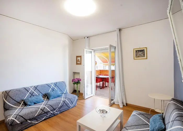 3 Bedrooms Sunny With Terrace & View * Sorrento