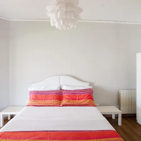 Apartamento 3 Bedrooms Sunny With Terrace & View