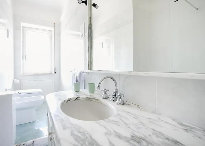 3 Bedrooms Sunny With Terrace & View * Σορέντο