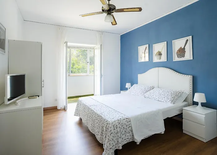 Апартаменти 3 Bedrooms Sunny With Terrace & View